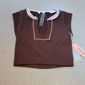ANWND Chocolate Ribbed Crop Top Size M/L